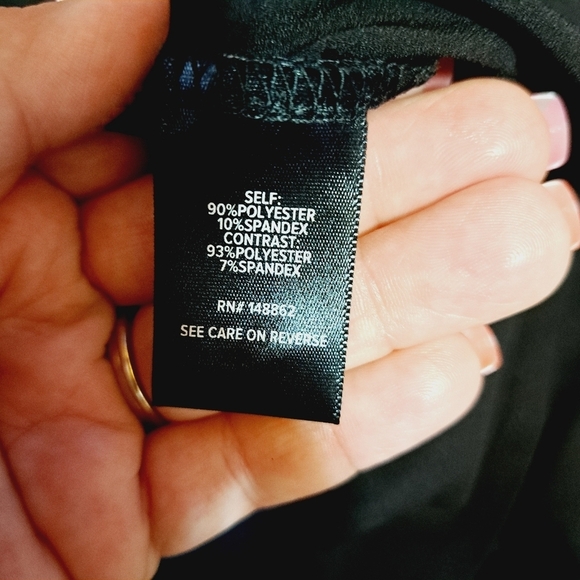 Torrid Black Asymmetrical Hem Velvet Trim Blouse Size 3X NEW - Picture 6 of 8